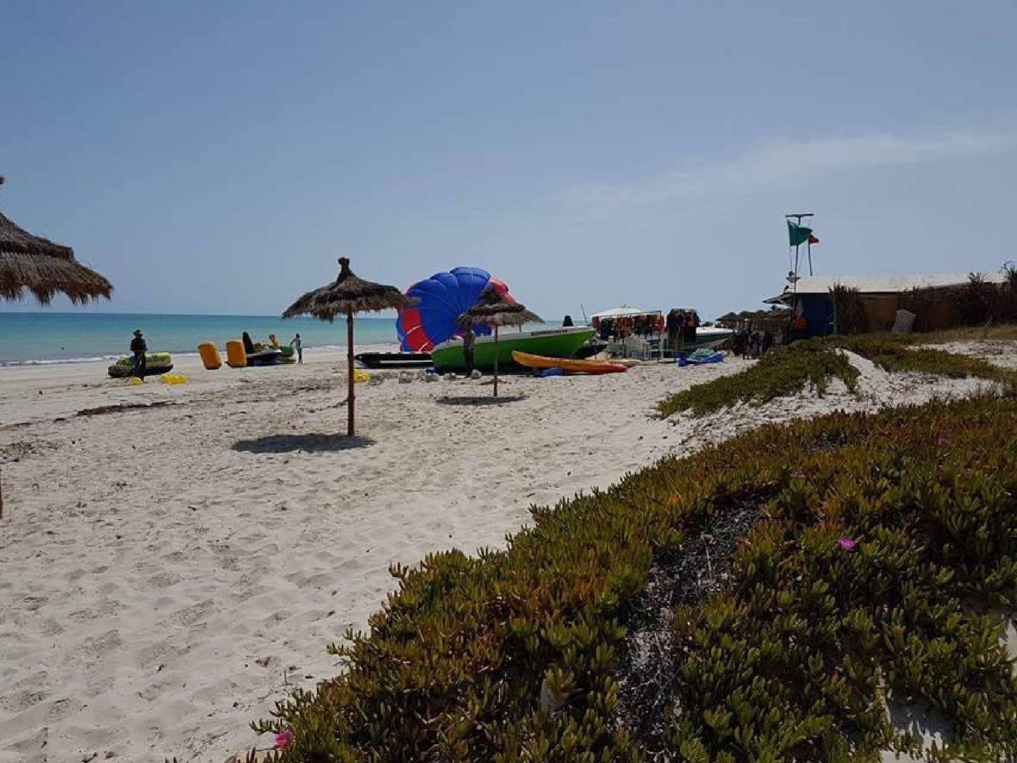 Villa Azur Djerba Mezraia Extérieur photo
